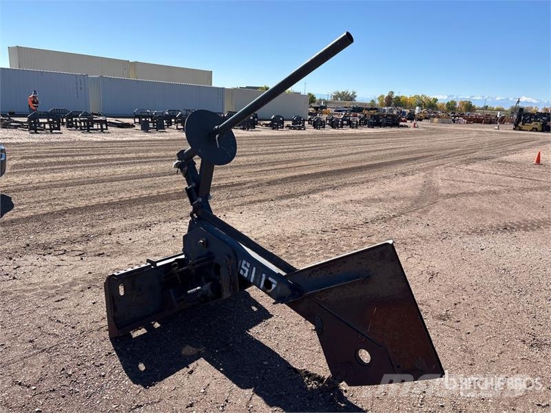 Bobcat 69 in Skid Steer Silt Fence Installer Muut