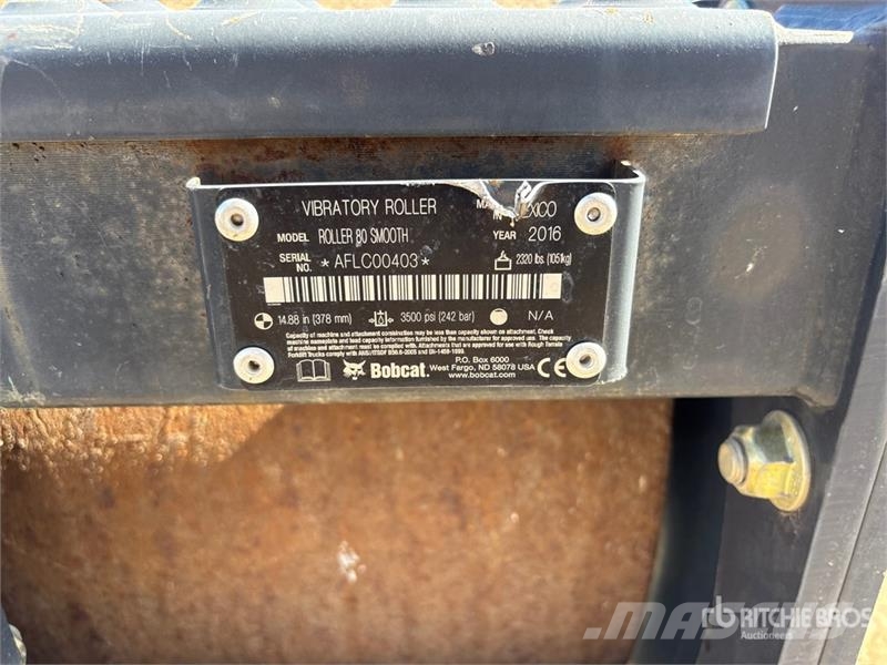Bobcat 80 in Skid Steer Vibratory Roller Walzen