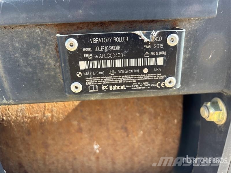 Bobcat 80 in Skid Steer Vibratory Roller Walzen
