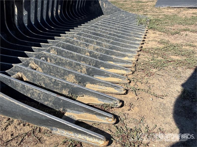 Bobcat 82 81 in Skeleton Skid Steer Bucket - Fits Bobcat Schaufeln