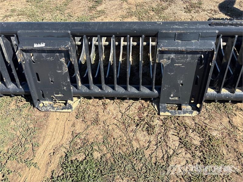 Bobcat 82 81 in Skeleton Skid Steer Bucket - Fits Bobcat Schaufeln