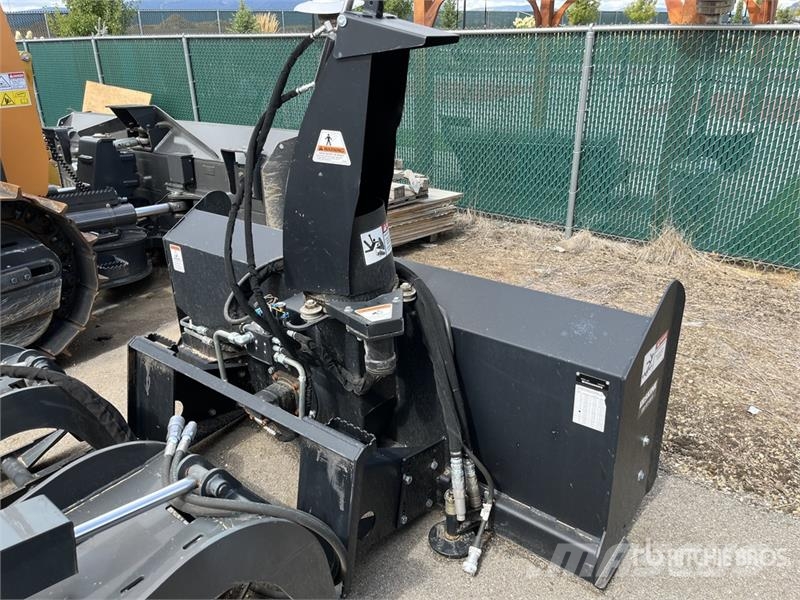 Bobcat 84 in Skid Steer Snowblower Hómarók