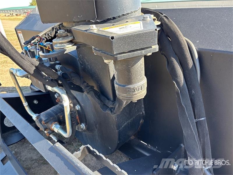 Bobcat 84 in Skid Steer Snowblower Souffleuse à neige
