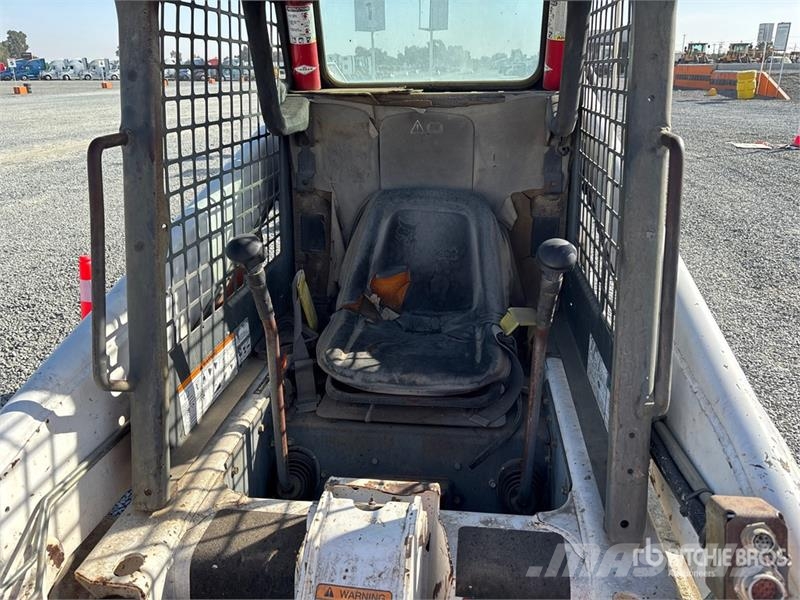 Bobcat 863 Skid steer loaders