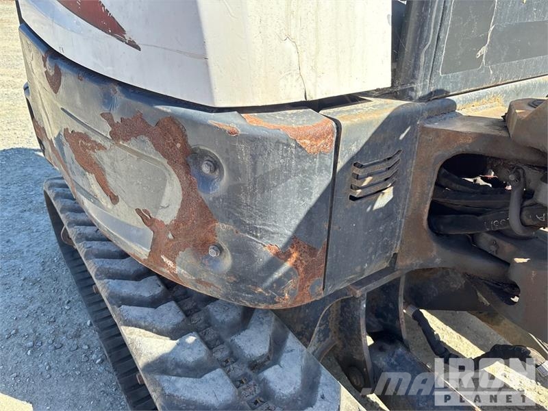 Bobcat E32i Mini Excavator 小型挖掘机