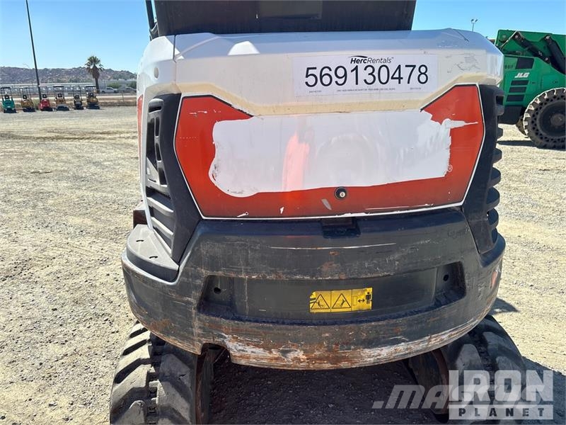 Bobcat E32i Mini Excavator 小型挖掘机