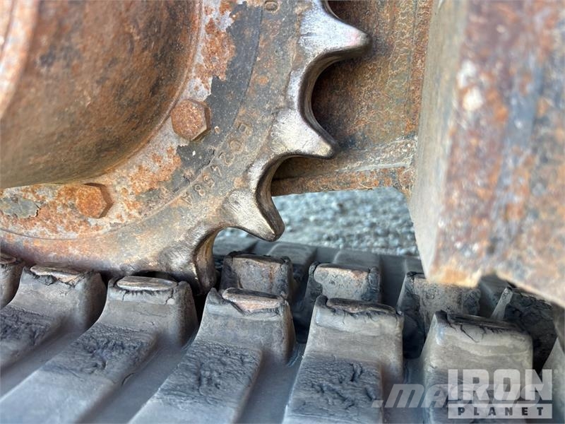 Bobcat E32i Mini Excavator 小型挖掘机