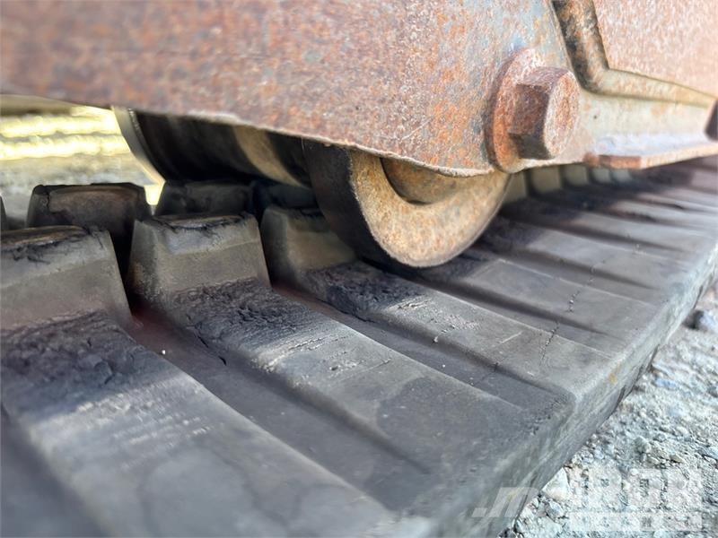 Bobcat E32i Mini Excavator 小型挖掘机