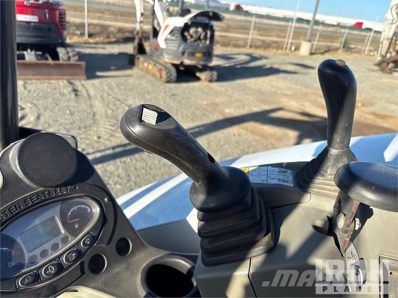 Bobcat E32I Mini Excavator حفارات صغيرة أقل من 7 طن (حفارات صغيرة)
