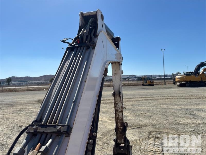 Bobcat E32i Mini Excavator 小型挖掘机