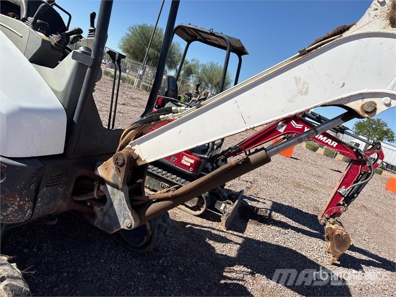 Bobcat E35 Mini excavators < 7t