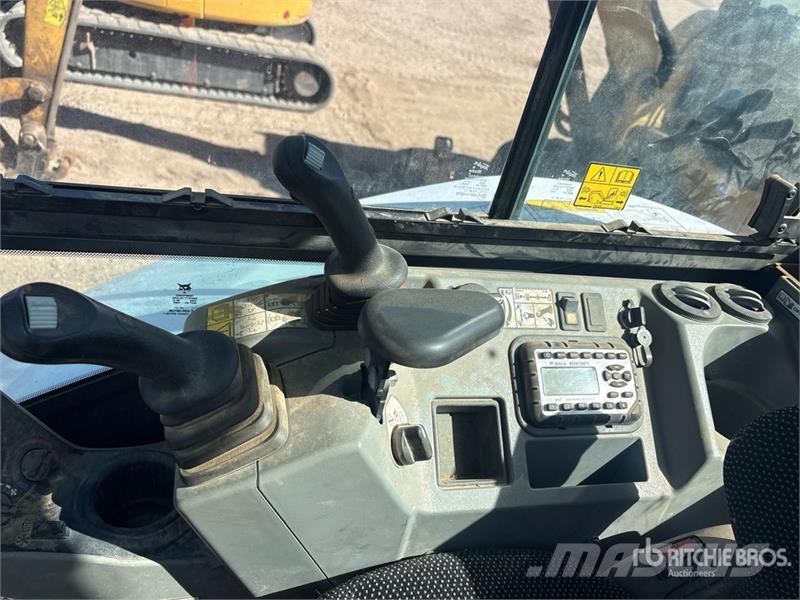 Bobcat E35 Mini excavators < 7t (Mini diggers)