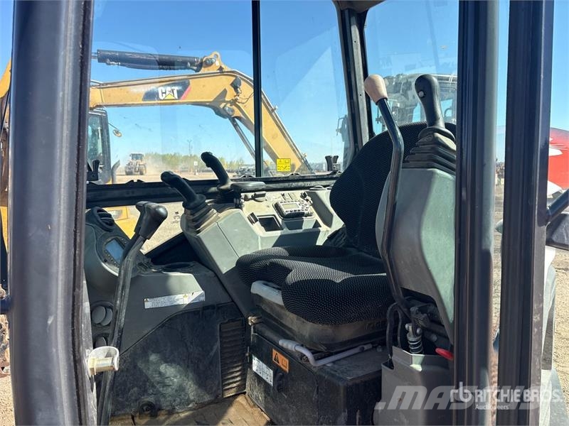 Bobcat E35 Mini excavators < 7t (Mini diggers)