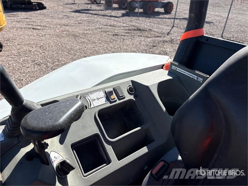 Bobcat E35 Mini excavators < 7t