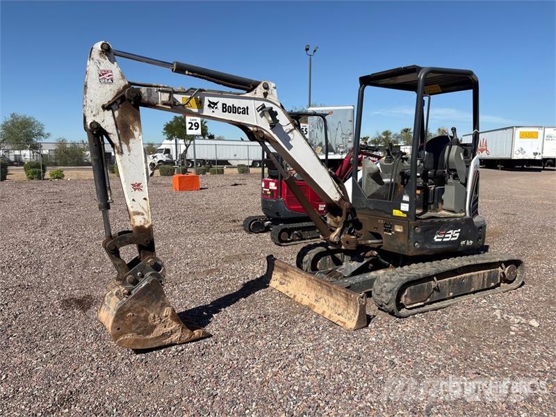 Bobcat E35 Mini excavators < 7t