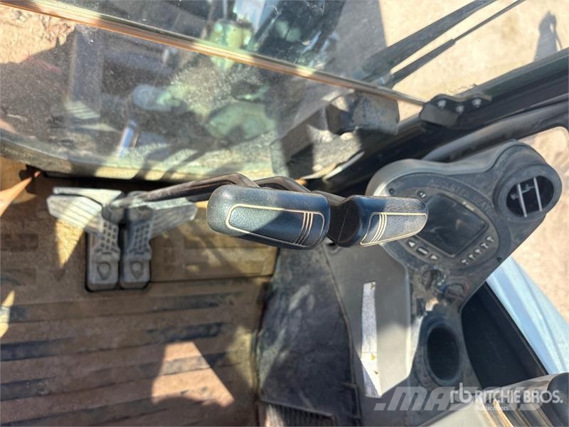 Bobcat E35 Mini excavators < 7t (Mini diggers)