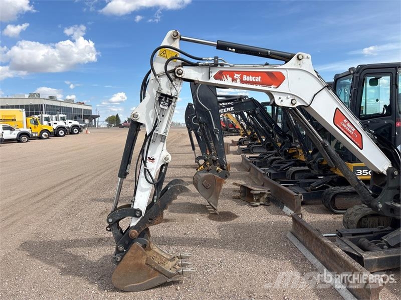 Bobcat E38 Mini Excavator Minigravemaskiner
