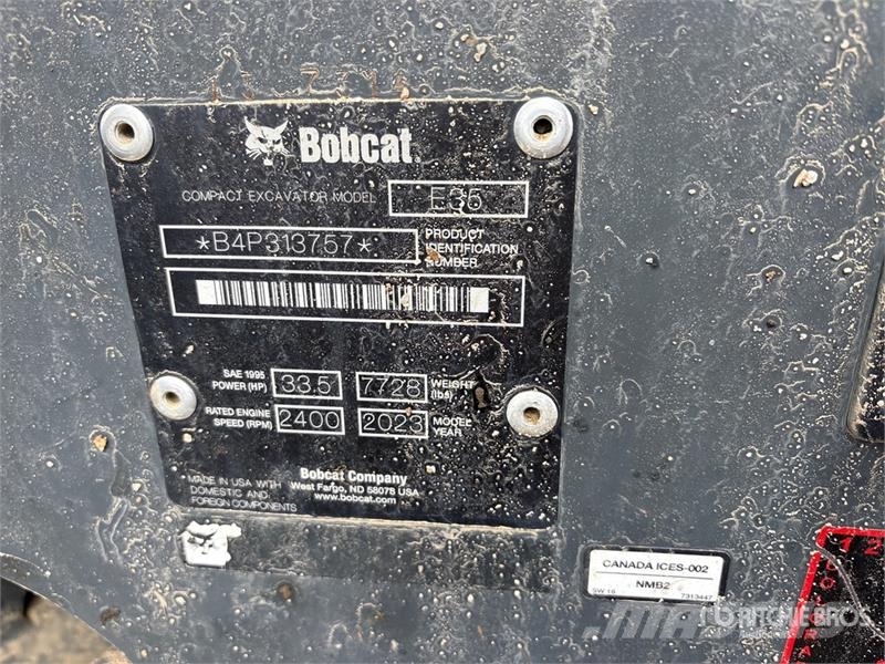 Bobcat E38 Mini Excavator Minigravemaskiner