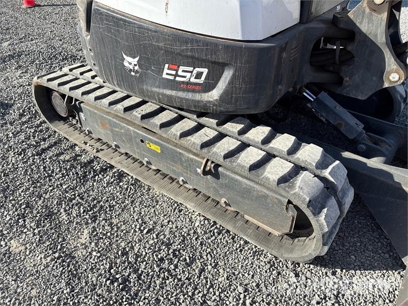 Bobcat E50 Mini Excavator Mini kotrók < 7t