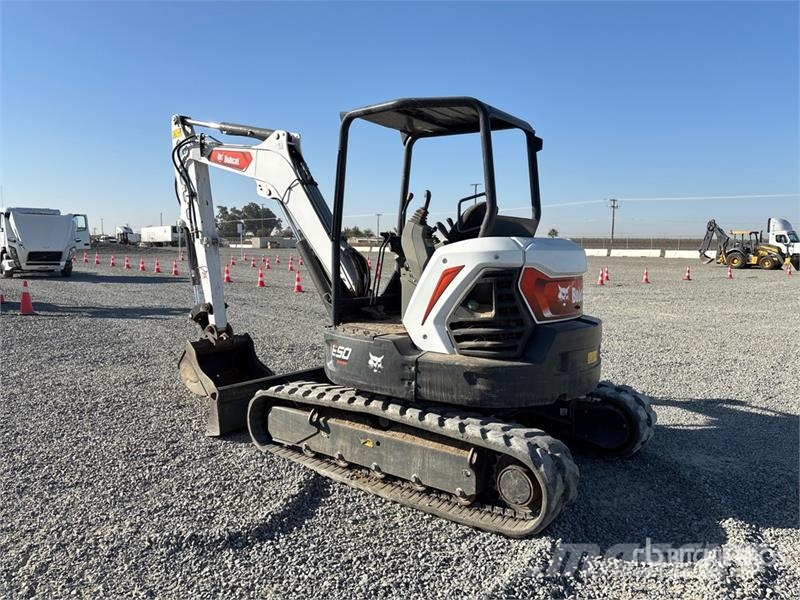 Bobcat E50 Mini Excavator Mini kotrók < 7t