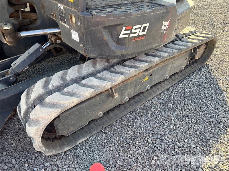Bobcat E50 Mini Excavator Mini kotrók < 7t