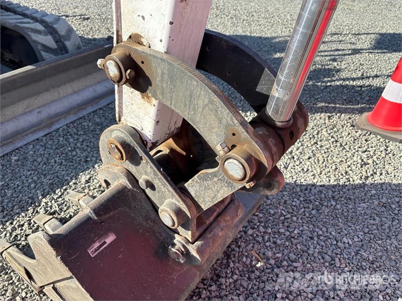 Bobcat E50 Mini Excavator Mini kotrók < 7t