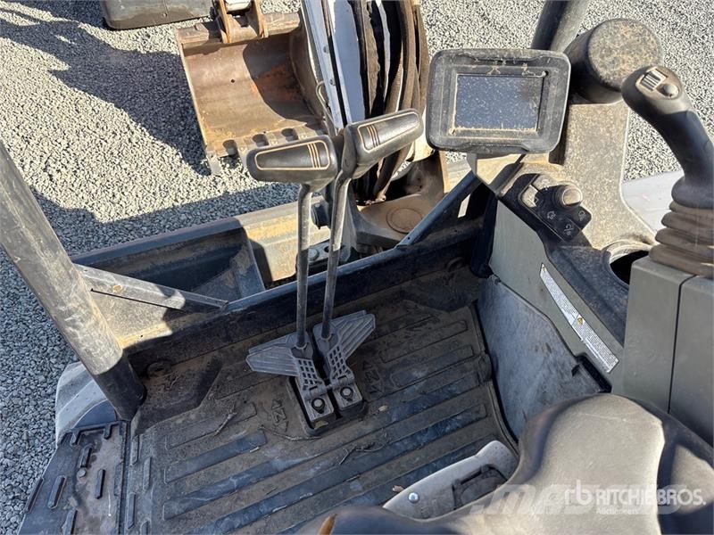 Bobcat E50 Mini Excavator Mini kotrók < 7t