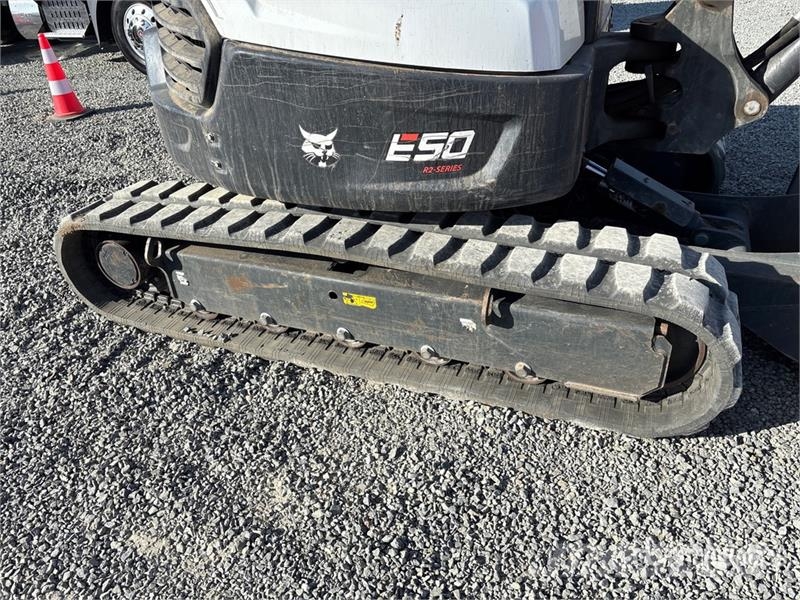 Bobcat E50 Mini Excavator Mini kotrók < 7t