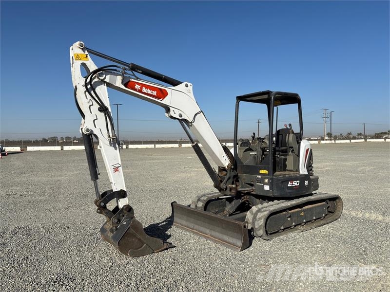 Bobcat E50 Mini Excavator Mini kotrók < 7t
