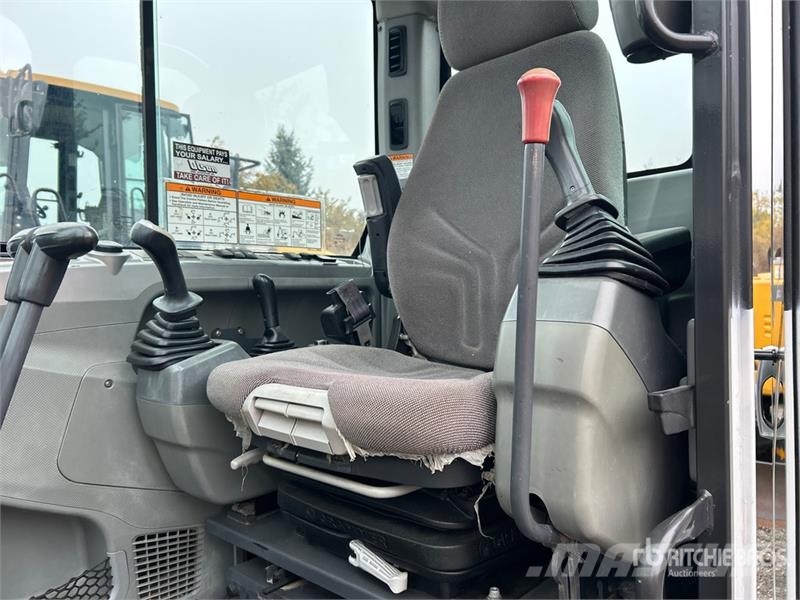 Bobcat E85 Escavatori cingolati