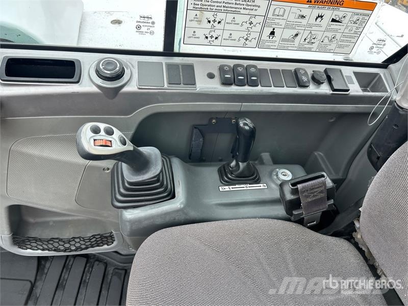 Bobcat E85 Escavatori cingolati