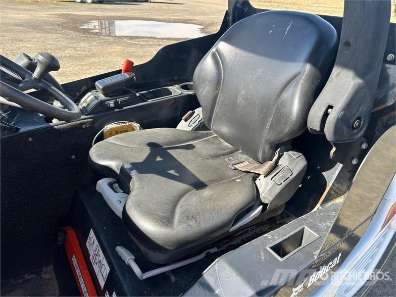 Bobcat L28 Telescopic Wheel Loader Kolesni nakladalci