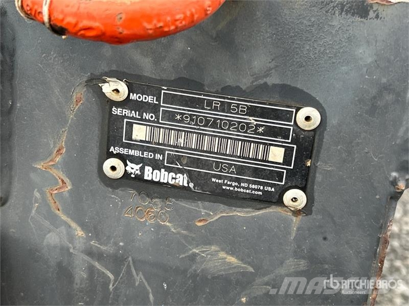 Bobcat Lr 5 B 54 in Skid Steer Landscape Rake Kombine tirmiklar