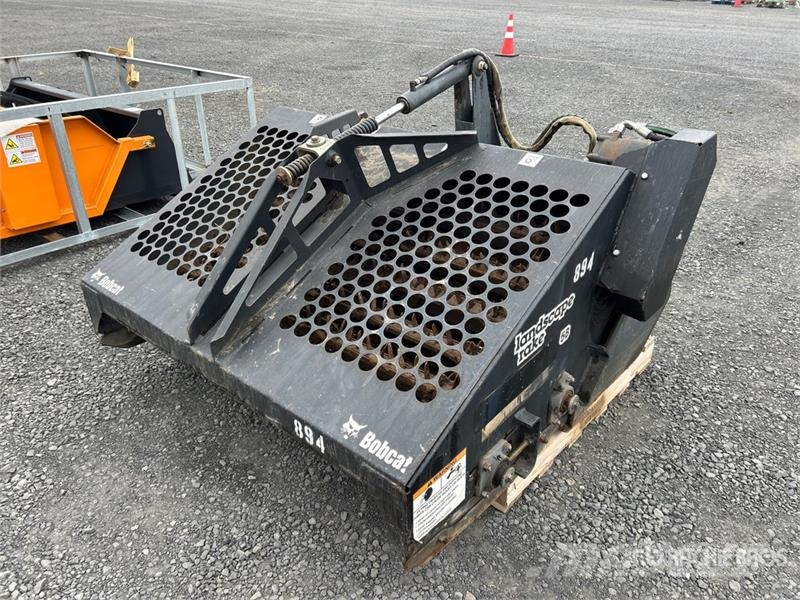 Bobcat Lr 5 B 54 in Skid Steer Landscape Rake Kombine tirmiklar