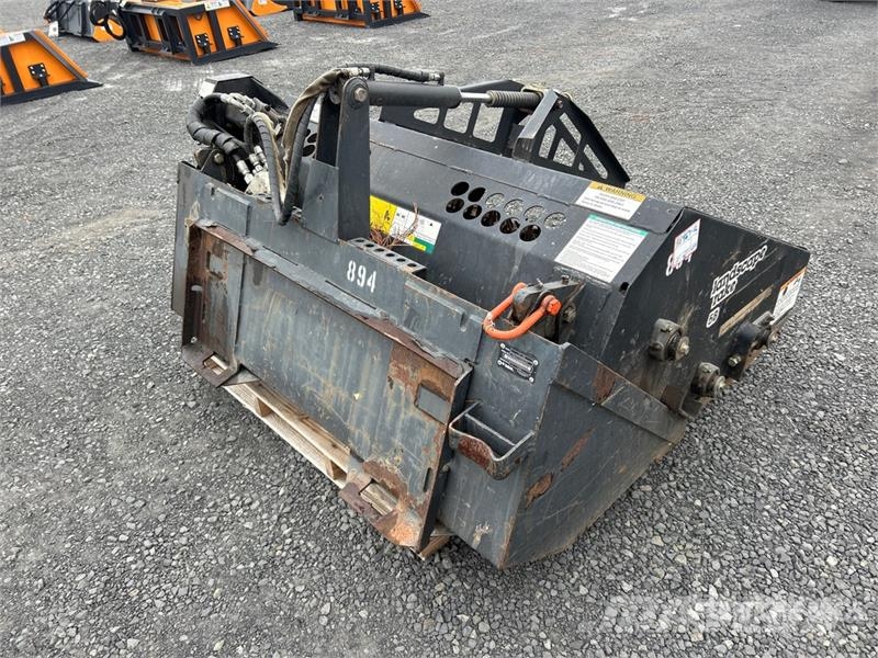 Bobcat LR 5B 54 in Skid Steer Landscape Rake テッダー・テッダーレーキ