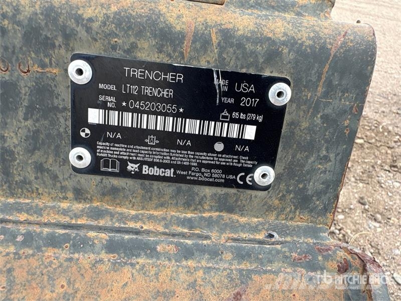 Bobcat LT 112 36 in Skid Steer Trencher Freze za kopanje jarkov Trenčerji