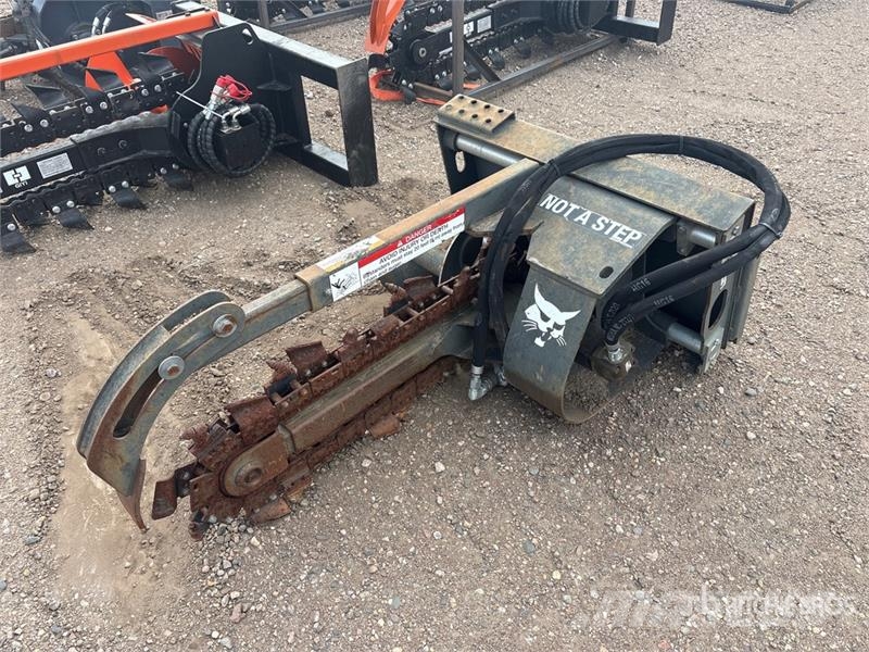 Bobcat LT 112 36 in Skid Steer Trencher Freze za kopanje jarkov Trenčerji