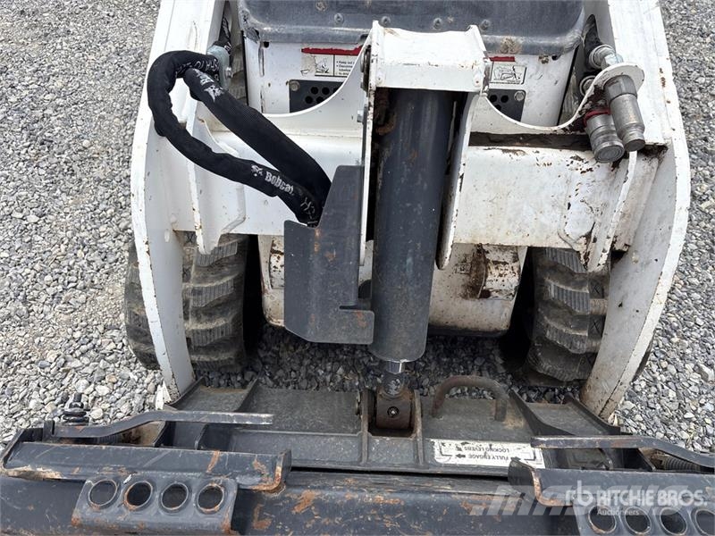 Bobcat MT100 Compact Track Loader Мини-погрузчики