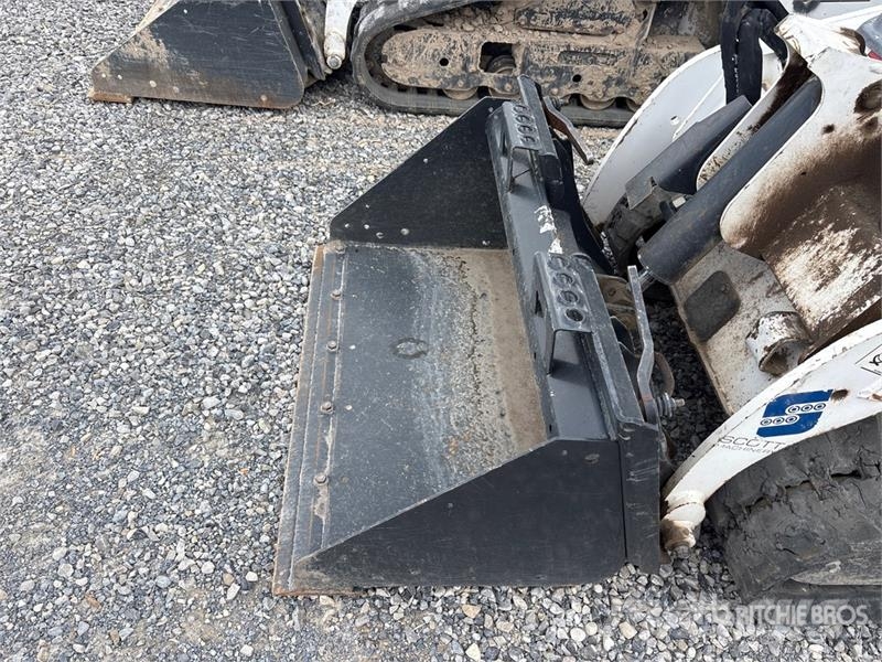 Bobcat MT100 Compact Track Loader Minilæsser - skridstyret