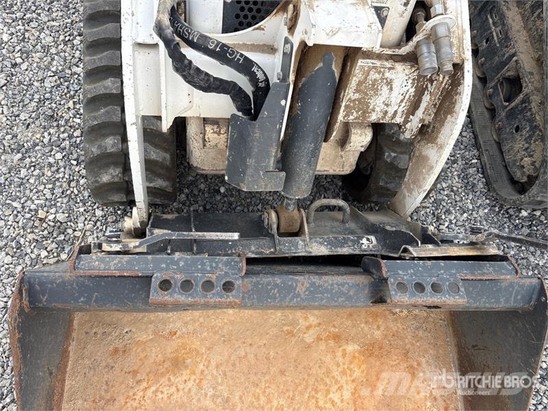 Bobcat MT100 Compact Track Loader Skid steer mini utovarivači