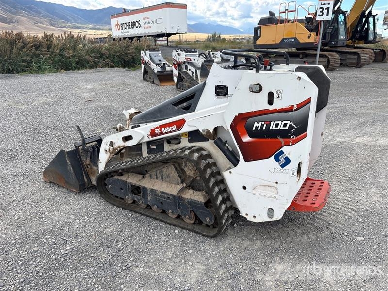 Bobcat MT100 Compact Track Loader Skid steer mini utovarivači