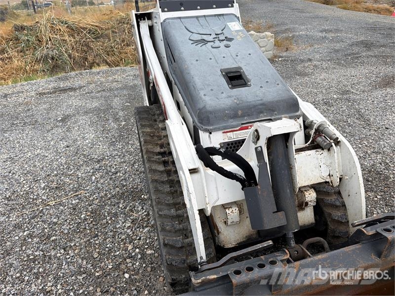 Bobcat MT100 Compact Track Loader لوادر انزلاقية التوجيه