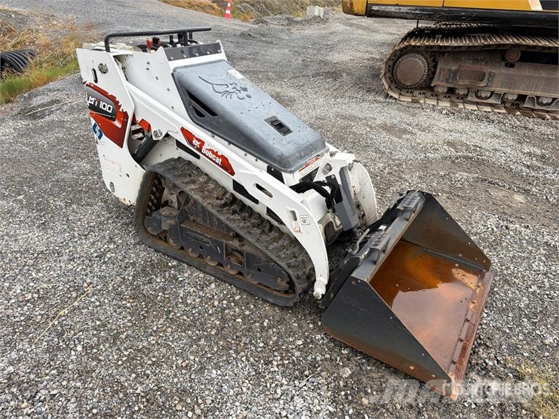 Bobcat MT100 Compact Track Loader لوادر انزلاقية التوجيه