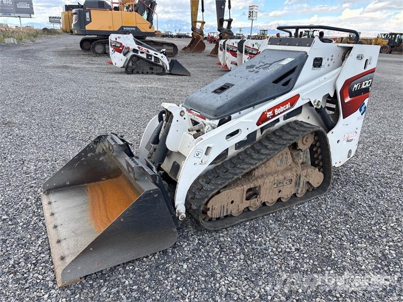 Bobcat MT100 Mini Compact Track Loader لوادر انزلاقية التوجيه