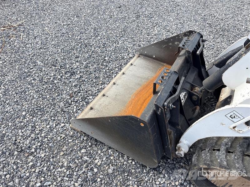Bobcat MT100 Mini Compact Track Loader لوادر انزلاقية التوجيه