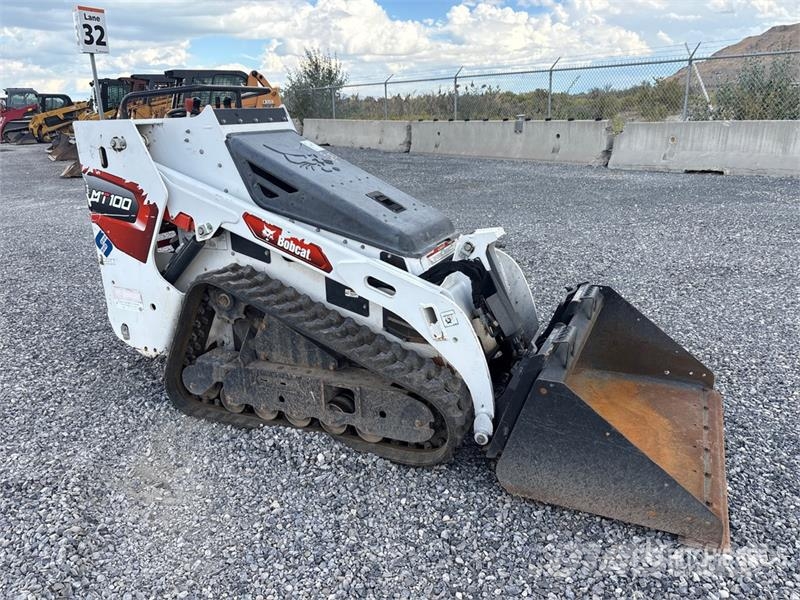 Bobcat MT100 Mini Compact Track Loader لوادر انزلاقية التوجيه