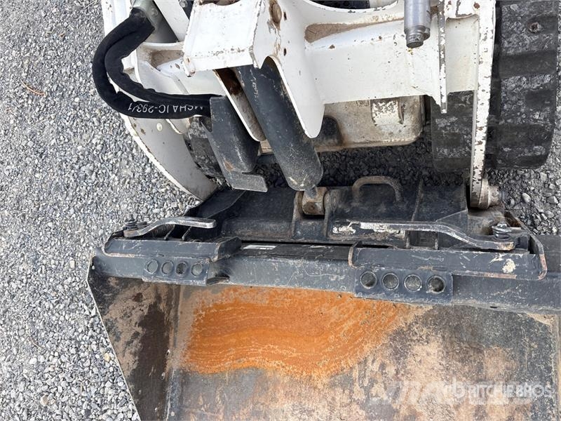 Bobcat MT100 Mini Compact Track Loader لوادر انزلاقية التوجيه