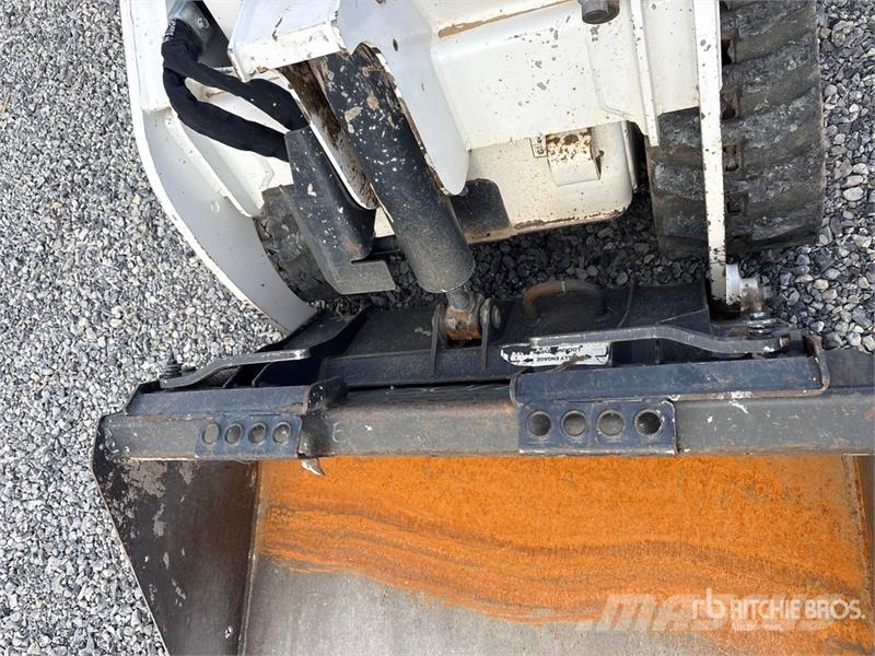 Bobcat MT100 Mini Compact Track Loader لوادر انزلاقية التوجيه