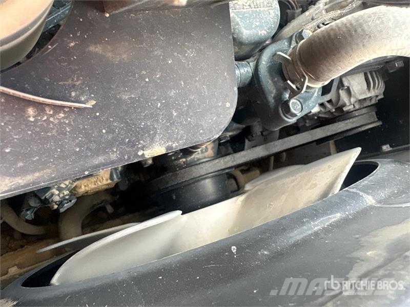 Bobcat MT100 Mini Compact Track Loader Міні-навантажувачі