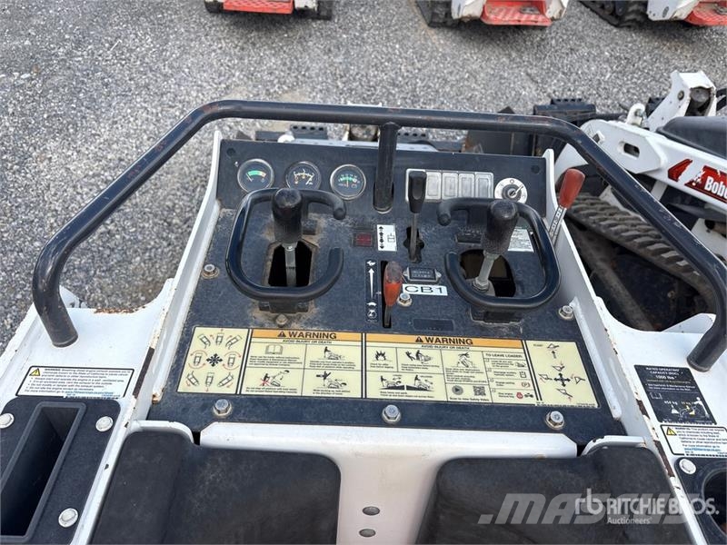 Bobcat MT100 Mini Compact Track Loader لوادر انزلاقية التوجيه